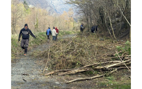 Journée nettoyage aux Clavaux